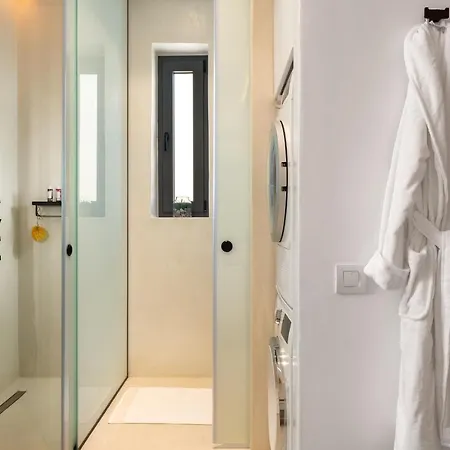 Pefkos Allure Luxury With Jacuzzi In The Heart Of Pefkos!!! Apartamento